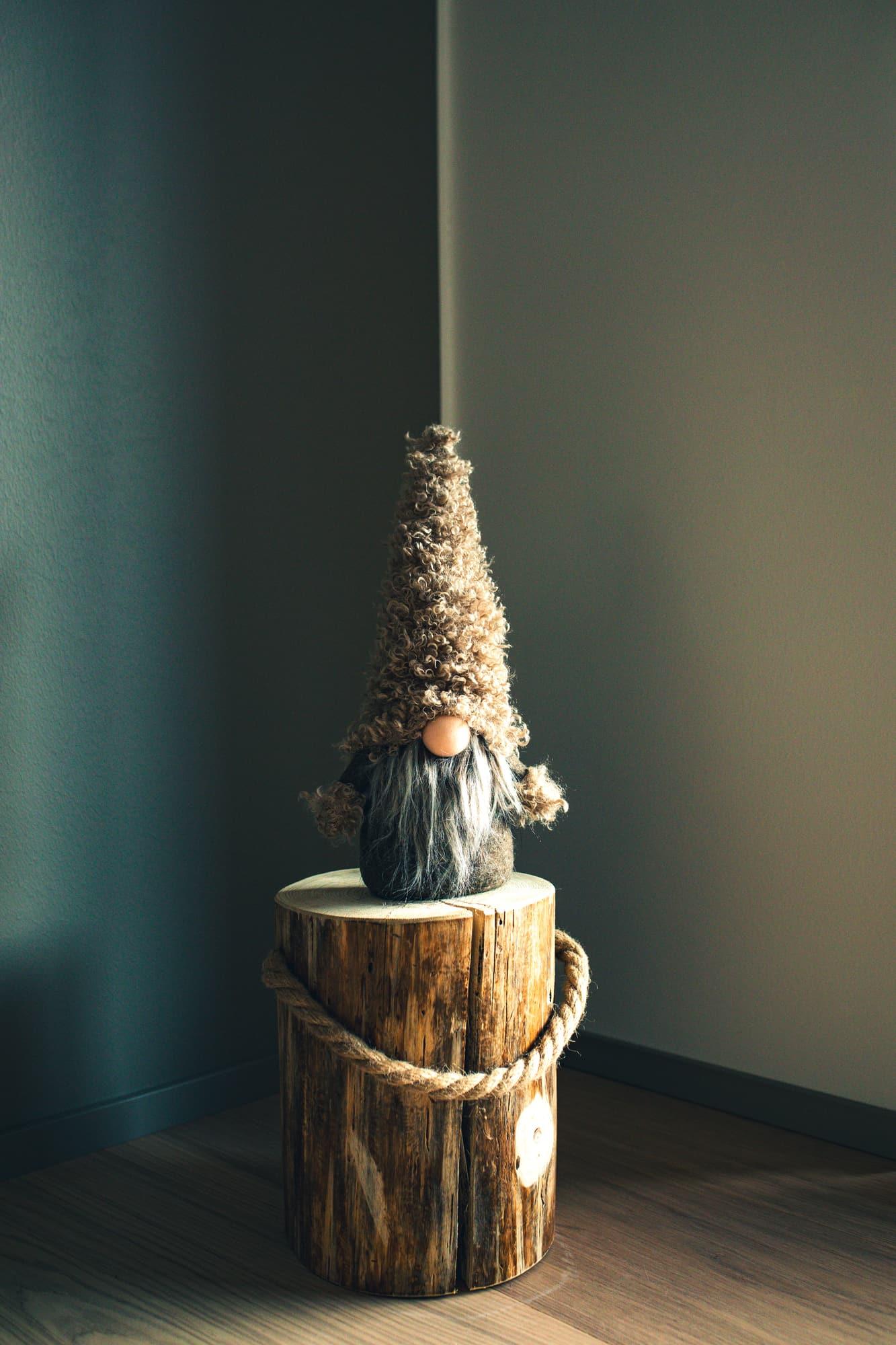 Decorative figure on a wooden stump