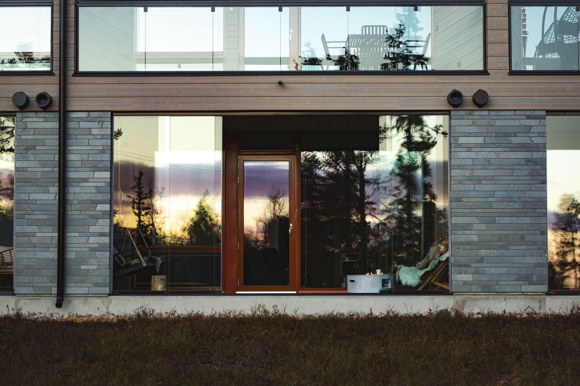 The building with glazed terraces