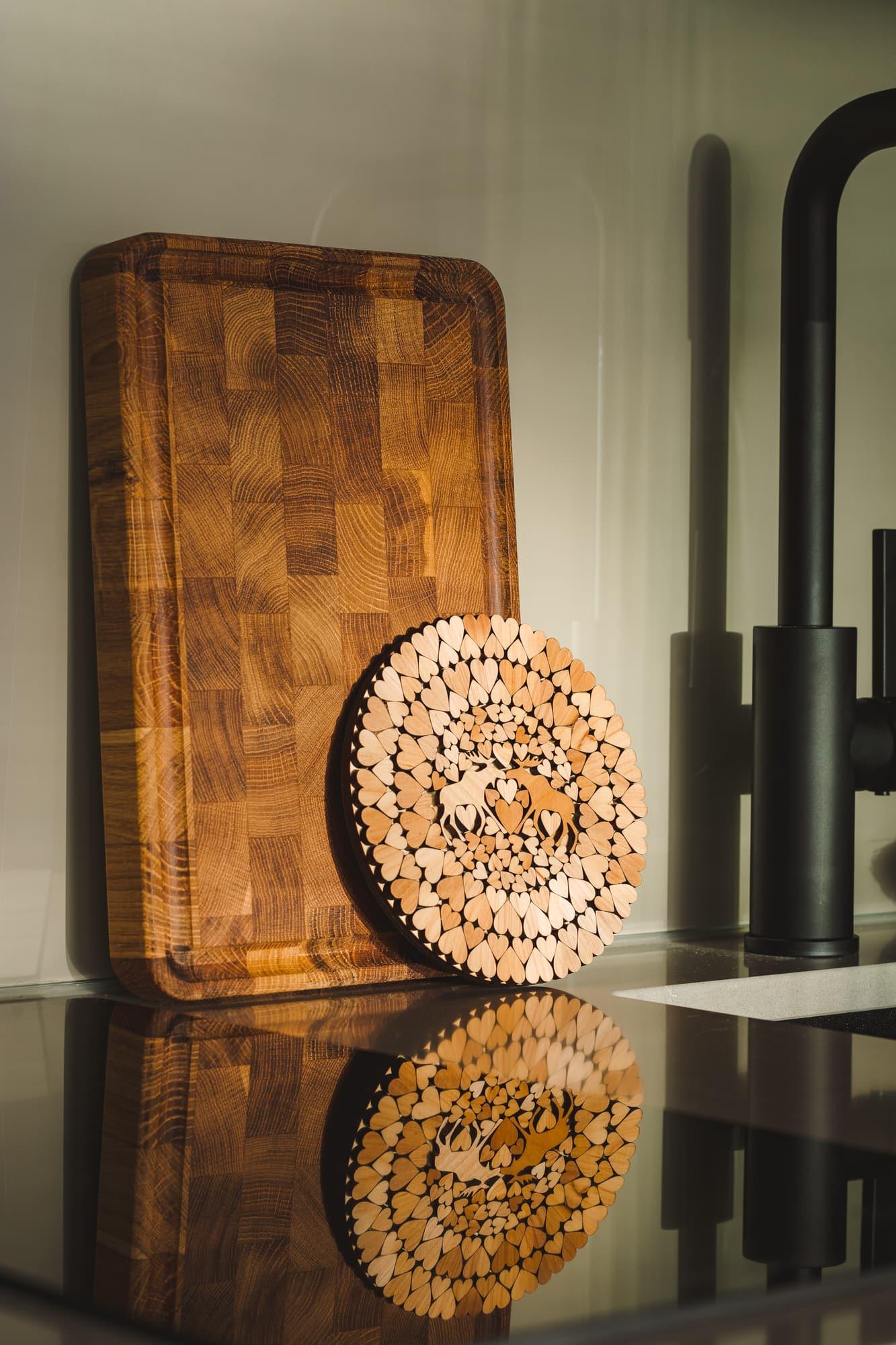 Wooden cutting board